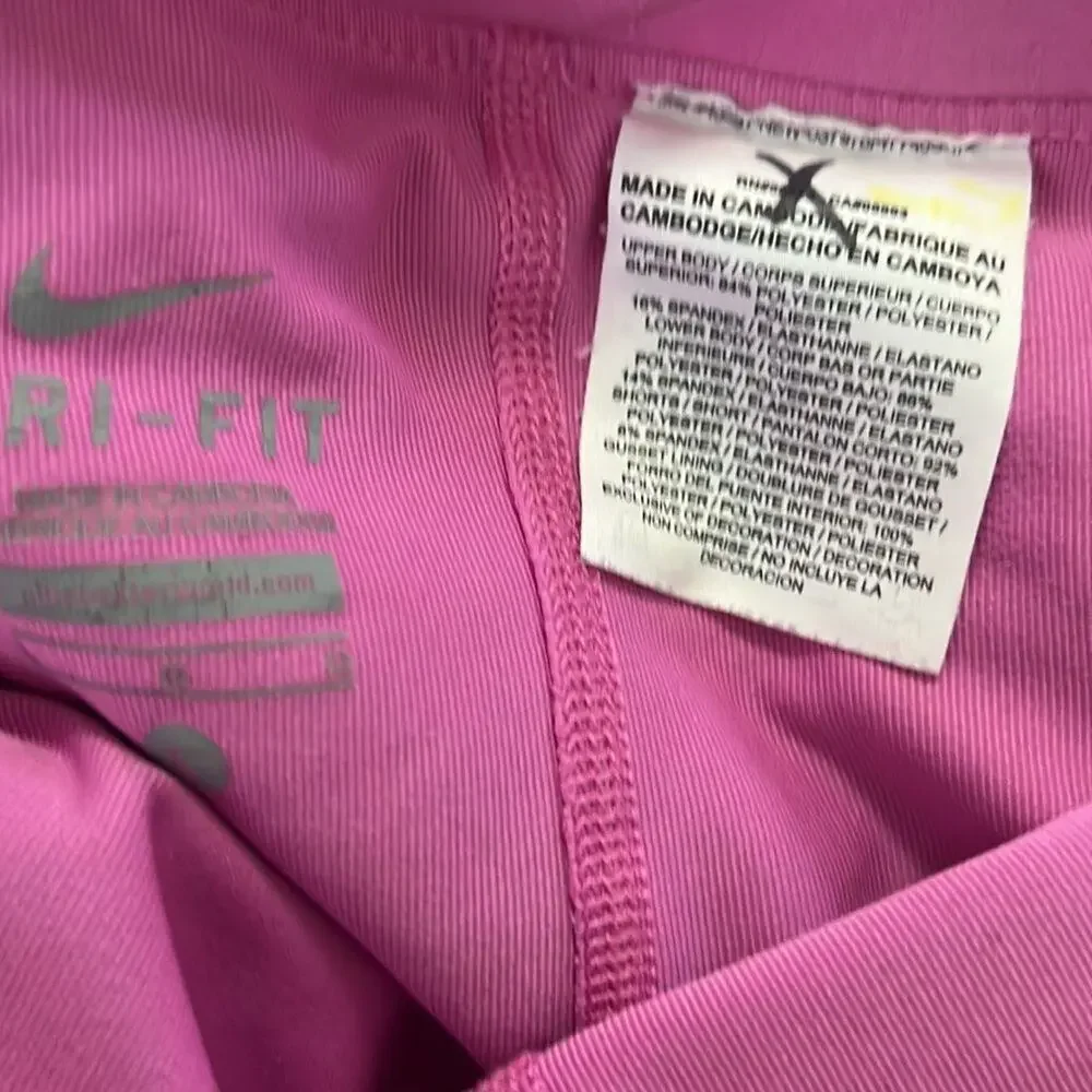 NIKE DRI-FIT SKORT‎ SIZE L